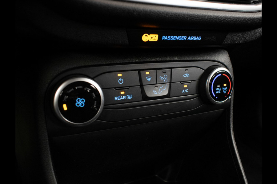 Ford Fiesta 1.1 Sport (APPLE CARPLAY,NAVI,PDC,CRUISE,ELEKTRISCH PAKKET,SPORTSTOELEN,LM VELGEN,NETTE STAAT)