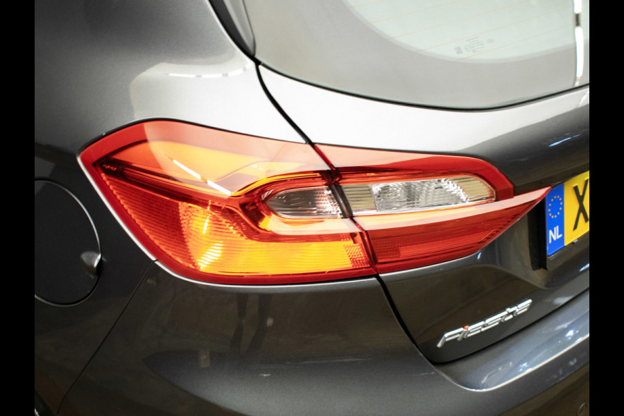 Ford Fiesta 1.1 Sport (APPLE CARPLAY,NAVI,PDC,CRUISE,ELEKTRISCH PAKKET,SPORTSTOELEN,LM VELGEN,NETTE STAAT)