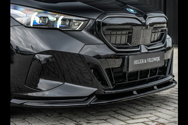 BMW 5 Serie Touring 530e Xdrive 300pk M Sport | Shadowline | Comfort access | Bowers&Wilkins | Iconic grill | Active cruise | 360 camera | Ambiance | El. trekhaak