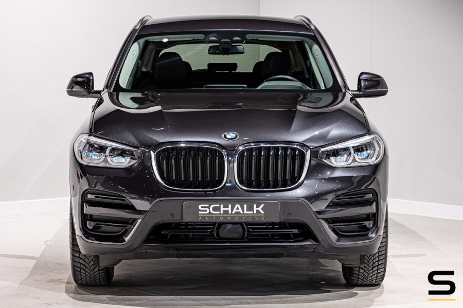 BMW X3 XDrive30e High Executive|Trekhaak|Leder|Cam|HUD|Stoel