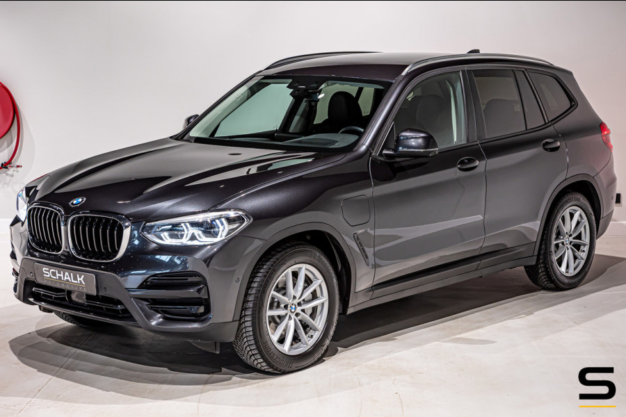 BMW X3 XDrive30e High Executive|Trekhaak|Leder|Cam|HUD|Stoel