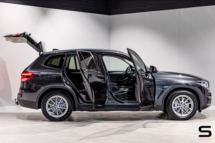 BMW X3 XDrive30e High Executive|Trekhaak|Leder|Cam|HUD|Stoel