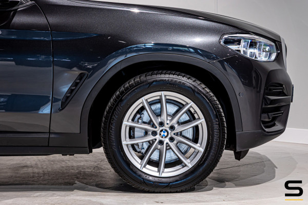 BMW X3 XDrive30e High Executive|Trekhaak|Leder|Cam|HUD|Stoel