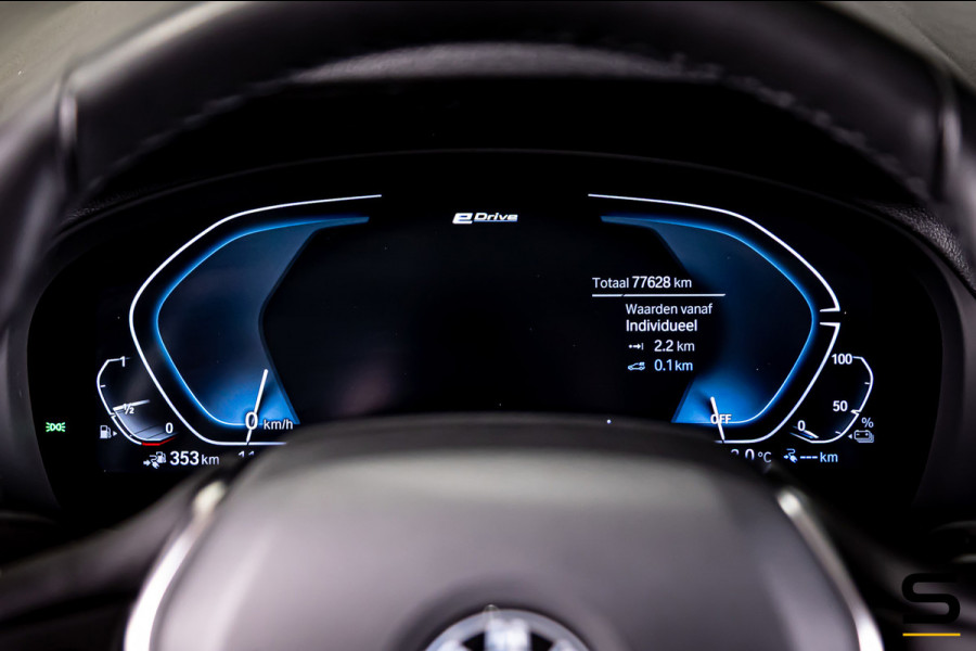 BMW X3 XDrive30e High Executive|Trekhaak|Leder|Cam|HUD|Stoel