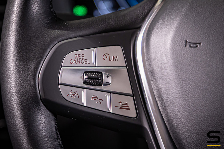 BMW X3 XDrive30e High Executive|Trekhaak|Leder|Cam|HUD|Stoel