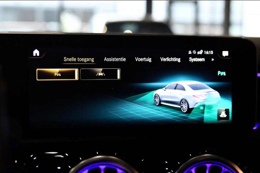 Mercedes-Benz CLA-Klasse AMG 35 4MATIC Aero. Schaal, Perf Stuur, Burm, Keyless, Camera, CarPlay, Sfeer!