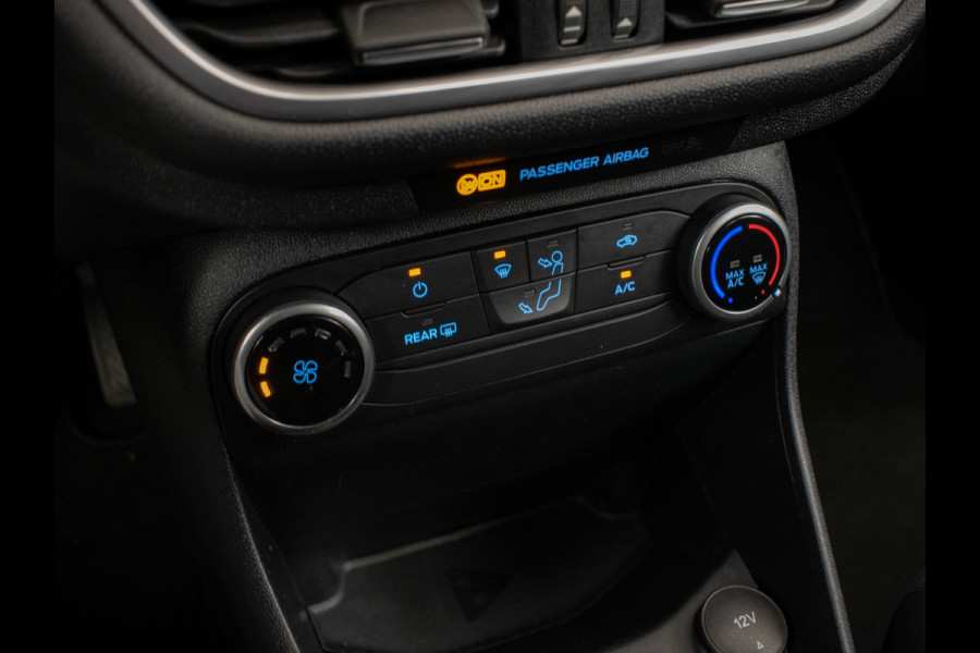 Ford Fiesta 1.0 EcoBoost Connected Sport (APPLE CARPLAY,NAVI,CRUISE,PDC,BLACK EDITION,ELEKTRISCH PAKKET,SPORTSTOELEN,NETTE STAAT)
