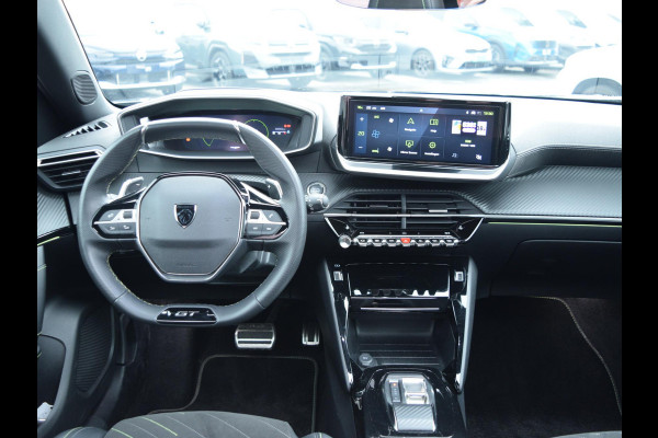 Peugeot 2008 1.2 Turbo GT SCHUIF- KANTELDAK | CAMERA MET SENSOREN | NAVI & CARPLAY |