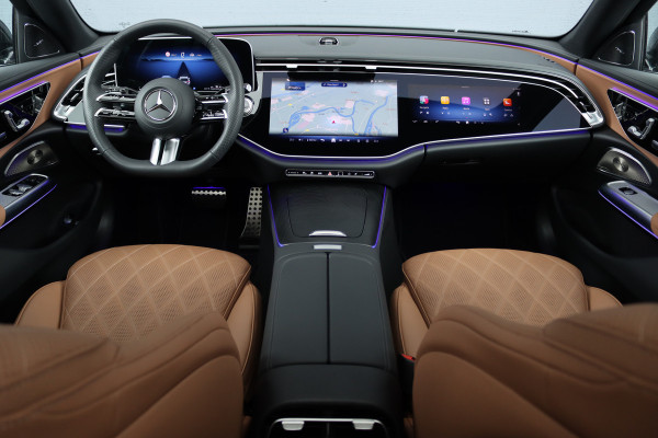 Mercedes-Benz E-Klasse Estate 300 e AMG Line | Luchtvering | Hyperscreen | Stoelventilatie | Distronic+ | Massage | Digital Light | Trekhaak | Surround Camera | Nappa Leder | Burmester | Keyless Go | Vlakkenverwarming |