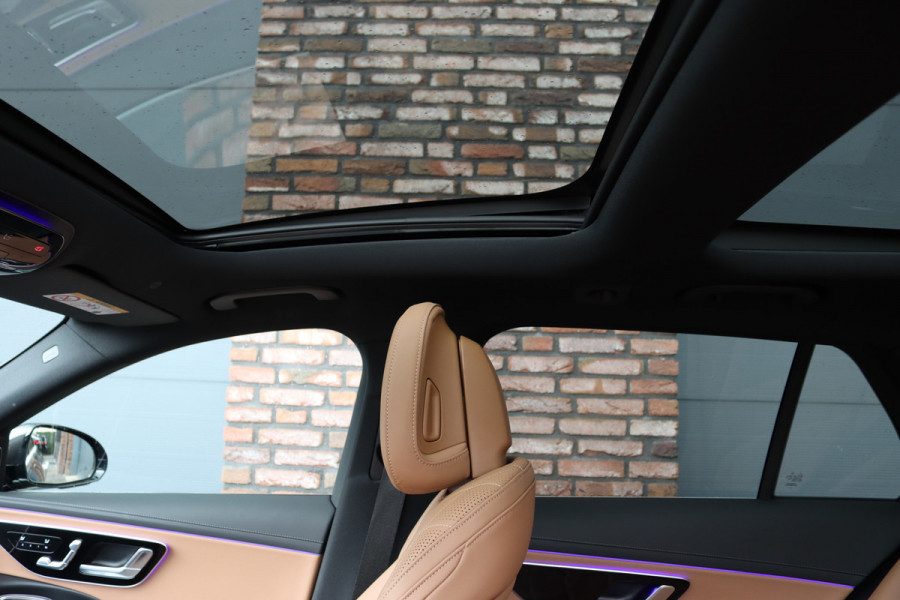 Mercedes-Benz E-Klasse Estate 300 e AMG Line | Luchtvering | Hyperscreen | Stoelventilatie | Distronic+ | Massage | Digital Light | Trekhaak | Surround Camera | Nappa Leder | Burmester | Keyless Go | Vlakkenverwarming |