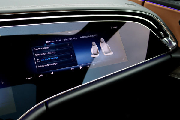 Mercedes-Benz E-Klasse Estate 300 e AMG Line | Luchtvering | Hyperscreen | Stoelventilatie | Distronic+ | Massage | Digital Light | Trekhaak | Surround Camera | Nappa Leder | Burmester | Keyless Go | Vlakkenverwarming |
