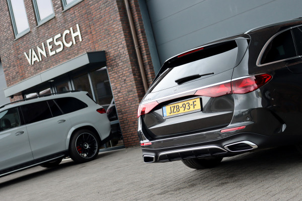 Mercedes-Benz E-Klasse Estate 300 e AMG Line | Luchtvering | Hyperscreen | Stoelventilatie | Distronic+ | Massage | Digital Light | Trekhaak | Surround Camera | Nappa Leder | Burmester | Keyless Go | Vlakkenverwarming |