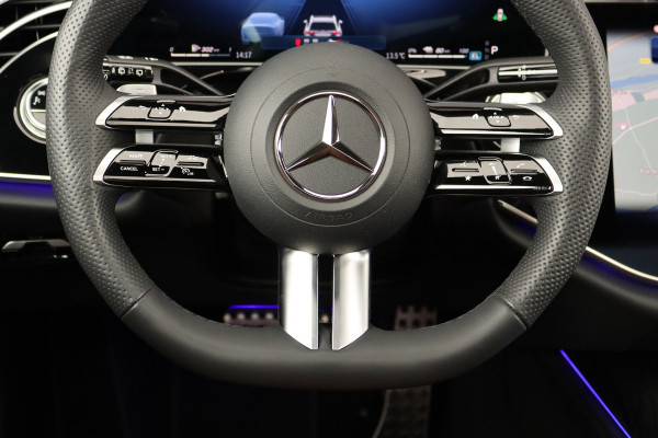 Mercedes-Benz E-Klasse Estate 300 e AMG Line | Luchtvering | Hyperscreen | Stoelventilatie | Distronic+ | Massage | Digital Light | Trekhaak | Surround Camera | Nappa Leder | Burmester | Keyless Go | Vlakkenverwarming |