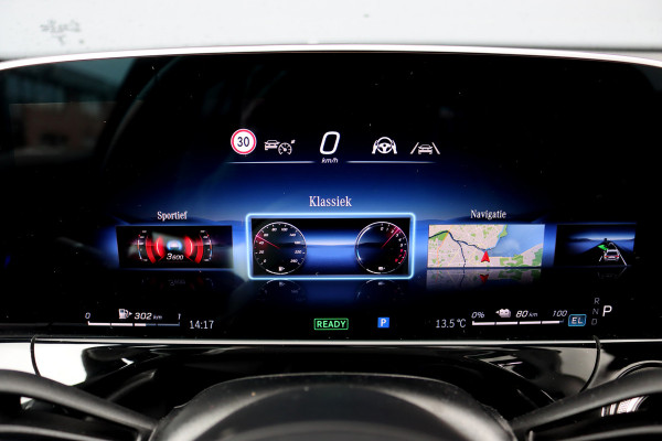 Mercedes-Benz E-Klasse Estate 300 e AMG Line | Luchtvering | Hyperscreen | Stoelventilatie | Distronic+ | Massage | Digital Light | Trekhaak | Surround Camera | Nappa Leder | Burmester | Keyless Go | Vlakkenverwarming |