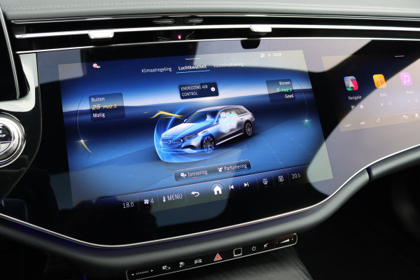 Mercedes-Benz E-Klasse Estate 300 e AMG Line | Luchtvering | Hyperscreen | Stoelventilatie | Distronic+ | Massage | Digital Light | Trekhaak | Surround Camera | Nappa Leder | Burmester | Keyless Go | Vlakkenverwarming |