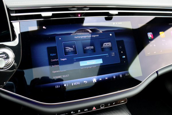 Mercedes-Benz E-Klasse Estate 300 e AMG Line | Luchtvering | Hyperscreen | Stoelventilatie | Distronic+ | Massage | Digital Light | Trekhaak | Surround Camera | Nappa Leder | Burmester | Keyless Go | Vlakkenverwarming |