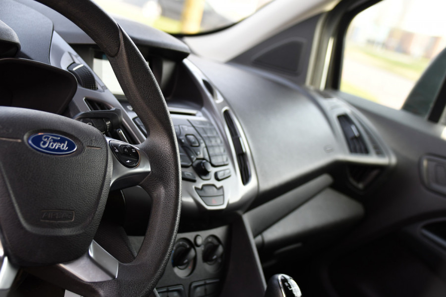 Ford Transit Connect 1.5 TDCI L2 PB Edition Sensoren, Airco, 120pk, Voorruitverwarming, 3 zits, Uniek!