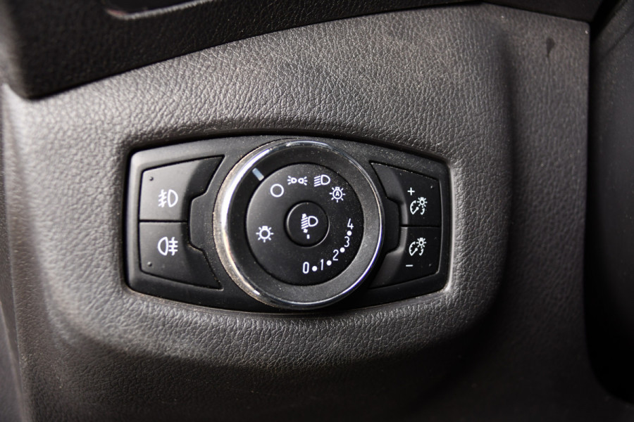 Ford Transit Connect 1.5 TDCI L2 PB Edition Sensoren, Airco, 120pk, Voorruitverwarming, 3 zits, Uniek!