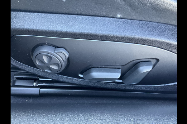 Audi TT Roadster TT RS 2.5 400pk 5-Cil Quattro B&O Camera Stoelverw. 20 Inch