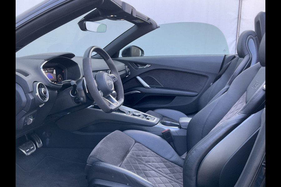Audi TT Roadster TT RS 2.5 400pk 5-Cil Quattro B&O Camera Stoelverw. 20 Inch