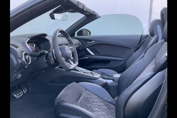 Audi TT Roadster TT RS 2.5 400pk 5-Cil Quattro B&O Camera Stoelverw. 20 Inch