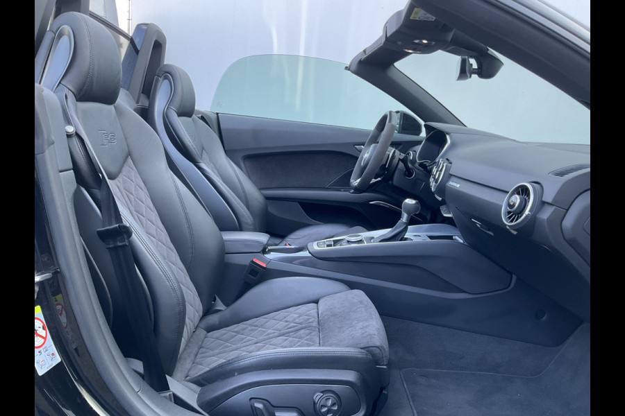 Audi TT Roadster TT RS 2.5 400pk 5-Cil Quattro B&O Camera Stoelverw. 20 Inch
