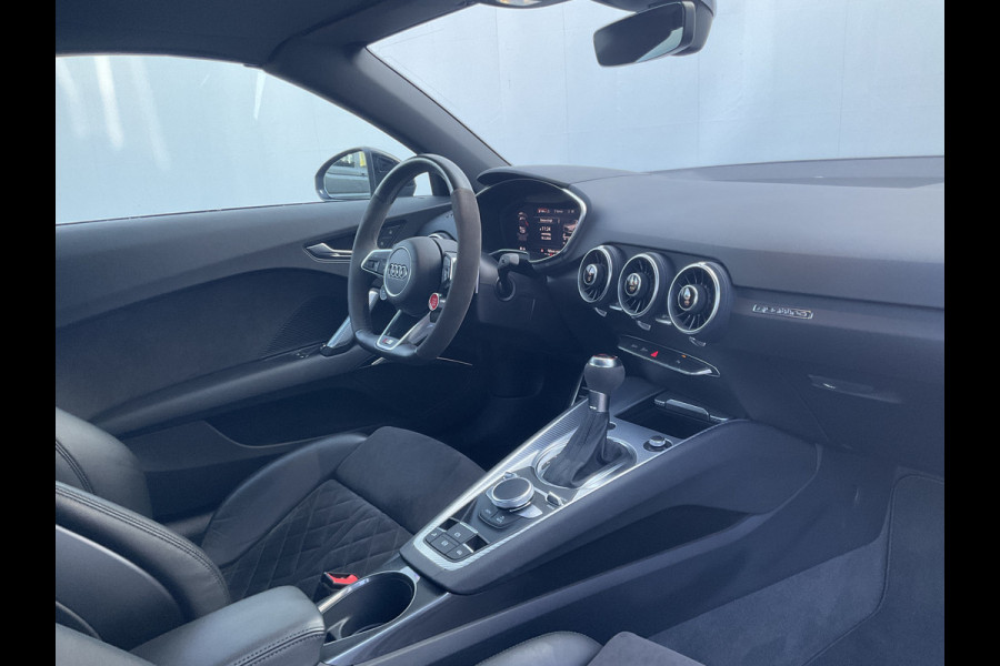 Audi TT Roadster TT RS 2.5 400pk 5-Cil Quattro B&O Camera Stoelverw. 20 Inch