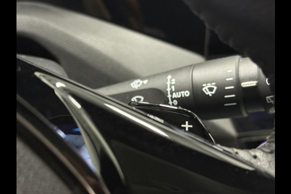 Peugeot 308 130pk Allure Trekhaak Navi, Leer Bekleding, Trekhaak, 360° Camera, ACC, LED Digital Cockpit,