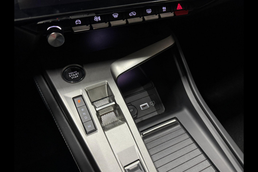 Peugeot 308 130pk Allure Trekhaak Navi, Leer Bekleding, Trekhaak, 360° Camera, ACC, LED Digital Cockpit,