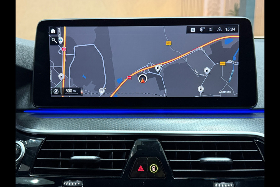 BMW 5 Serie Touring 520i Business Edition Plus M-pakket Hud Navi DAB Carplay Trekhaak Stoelverw. Memory Virtual Matrix ACC