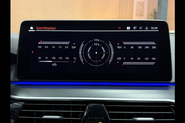 BMW 5 Serie Touring 520i Business Edition Plus M-pakket Hud Navi DAB Carplay Trekhaak Stoelverw. Memory Virtual Matrix ACC