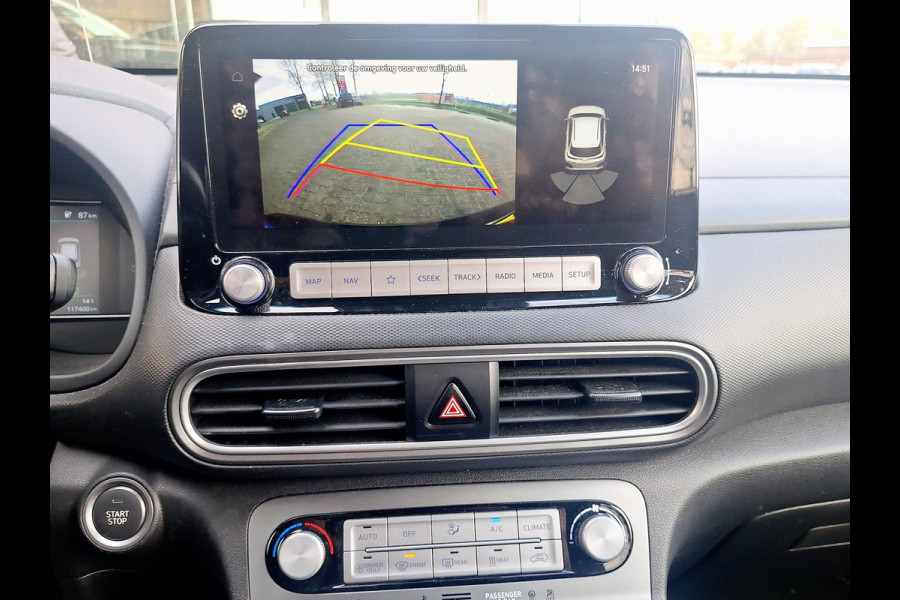 Hyundai Kona EV Fashion 64 kWh | SOH: nnb | 3 Fase | Warmtepomp | HUD | Navi | Adaptive CC | Blindspot |