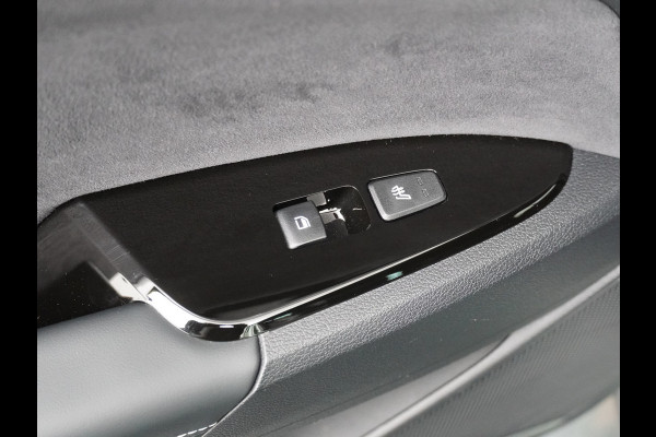 Kia Sportage 1.6 T-GDi Hybrid GT-Line - Adaptief Cruise Control - Climate Control - Navigatie - LED Koplampen - Fabrieksgarantie Tot 2032