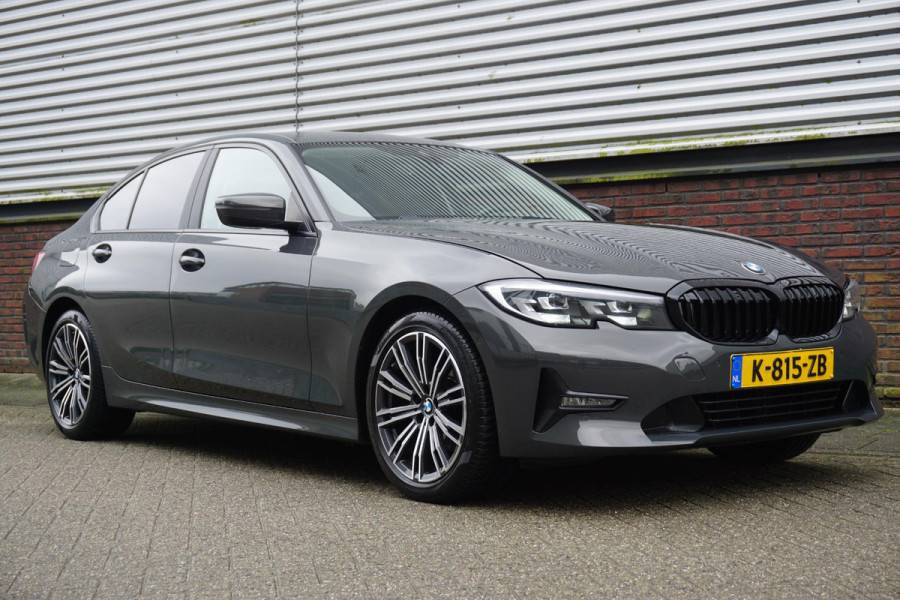 BMW 3-serie 320i High Exec.Individual/Dealeronderhouden/ Trekhaak wegklapbaar