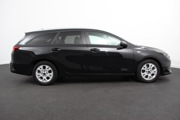 Kia Ceed Sportswagon 1.0 T-GDi 101pk Prestige Navigatie Apple Carplay/Android Auto Camera Stoel- en stuurverwarming Cruise Control Climatronic Start/Stop systeem Getinte ramen