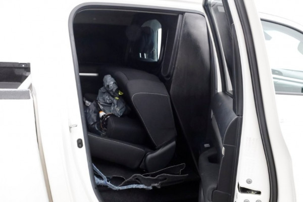 Toyota Hilux 2.4 D-4D-F 150pk E6 4WD 4x4 Double Cab Automaat 2/5-Persoons 08-2019