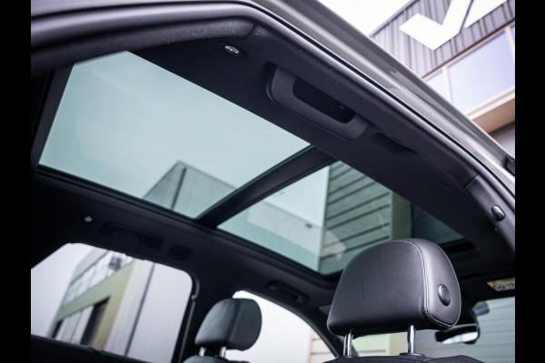 Audi Q5 55 TFSI e quattro Competition - S-Line l RS-Look l Pano l HUD l Luchtv. l Trekhaak