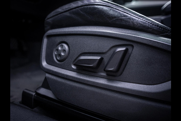 Audi Q5 55 TFSI e quattro Competition - S-Line l RS-Look l Pano l HUD l Luchtv. l Trekhaak