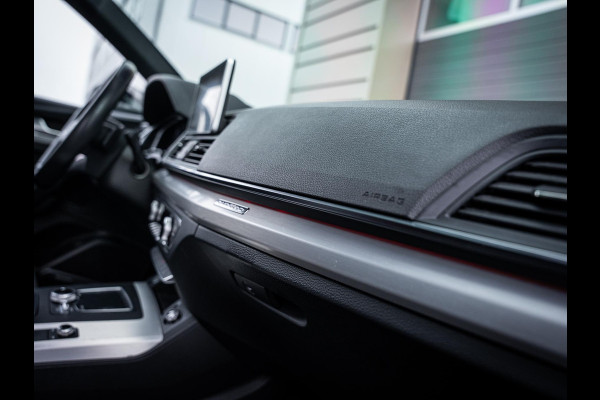 Audi Q5 55 TFSI e quattro Competition - S-Line l RS-Look l Pano l HUD l Luchtv. l Trekhaak