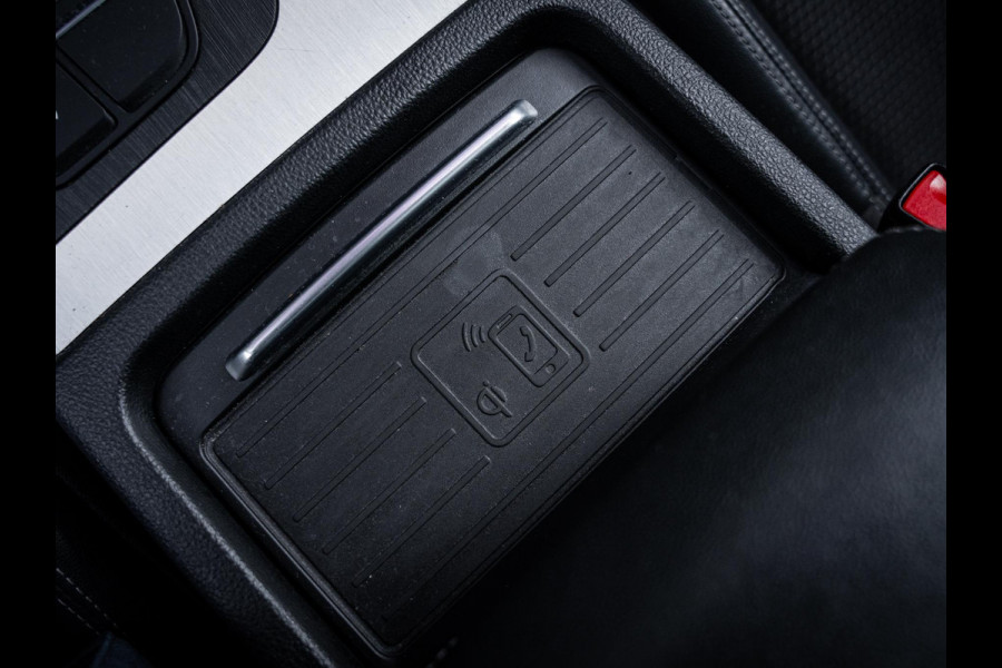 Audi Q5 55 TFSI e quattro Competition - S-Line l RS-Look l Pano l HUD l Luchtv. l Trekhaak