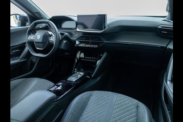 Peugeot 2008 1.2 PureTech 130 Allure automaat | Stoelverwarming | Adap. Cruise | Camera voor en achter | Apple Carplay, Android auto, Trekhaak, Extra getint glas