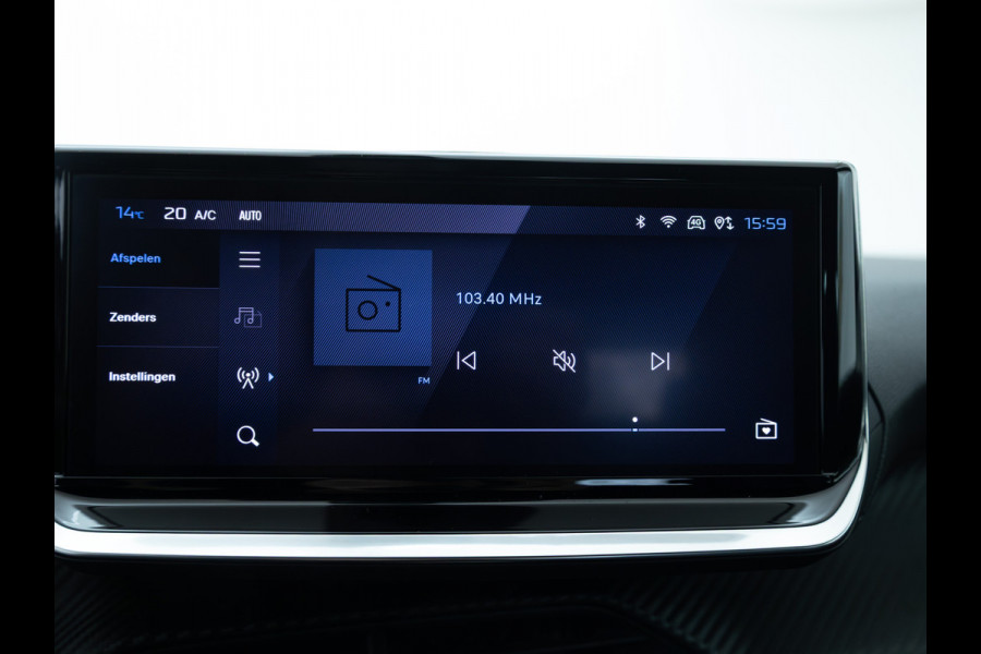 Peugeot 2008 1.2 PureTech 130 Allure automaat | Stoelverwarming | Adap. Cruise | Camera voor en achter | Apple Carplay, Android auto, Trekhaak, Extra getint glas