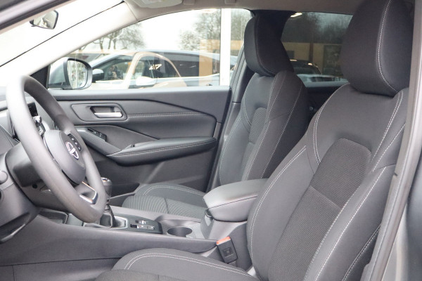 Nissan QASHQAI 1.3 MHEV Acenta 140 Pk / Airco / Cruise / Side assist / Line assist.