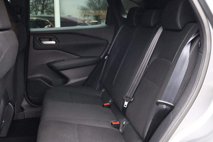 Nissan QASHQAI 1.3 MHEV Acenta 140 Pk / Airco / Cruise / Side assist / Line assist.