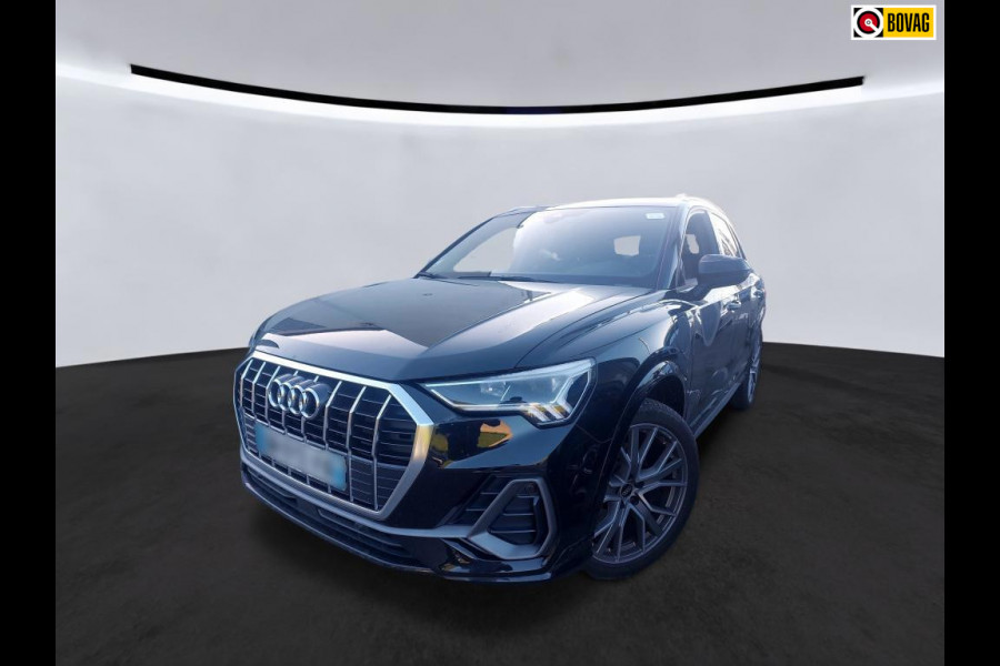 Audi Q3 1.4 plugin hybride * S-line * Camera *