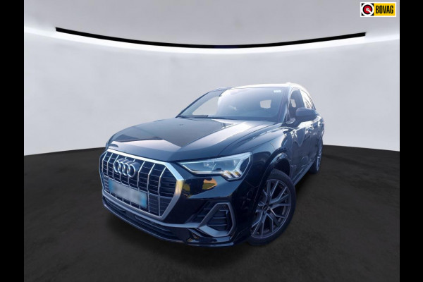 Audi Q3 1.4 plugin hybride * S-line * Camera *