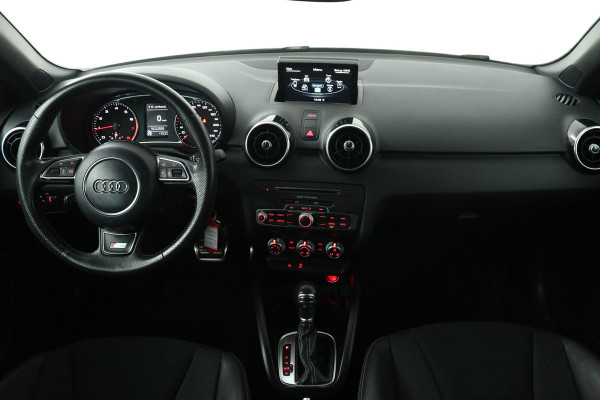 Audi A1 Sportback 1.0 TFSI Advance Sport (NAVIGATIE, CRUISE CONTROL, AUTOMAAT)
