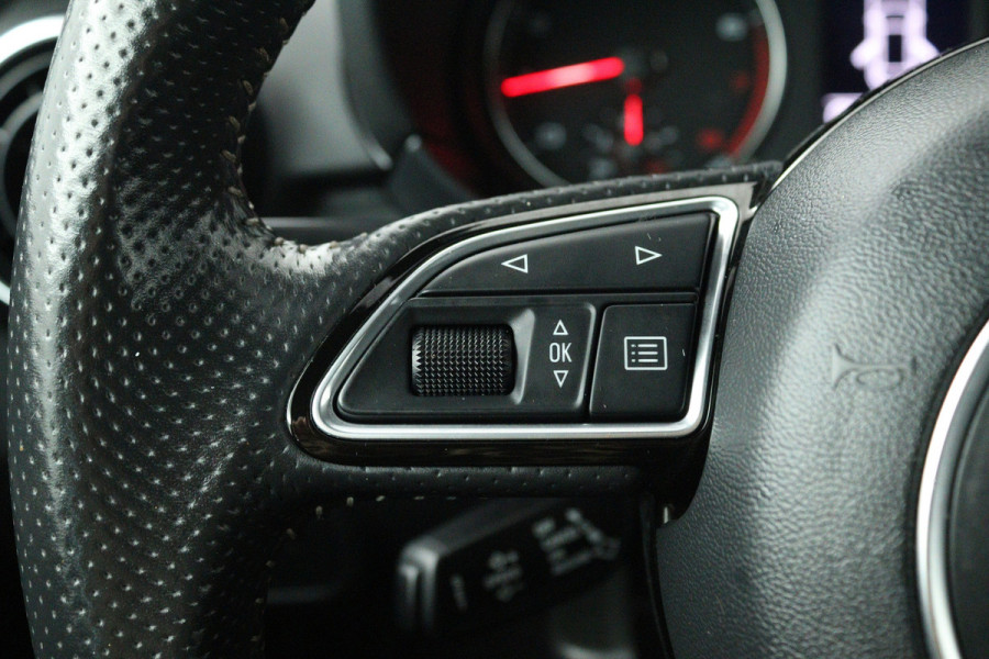 Audi A1 Sportback 1.0 TFSI Advance Sport (NAVIGATIE, CRUISE CONTROL, AUTOMAAT)