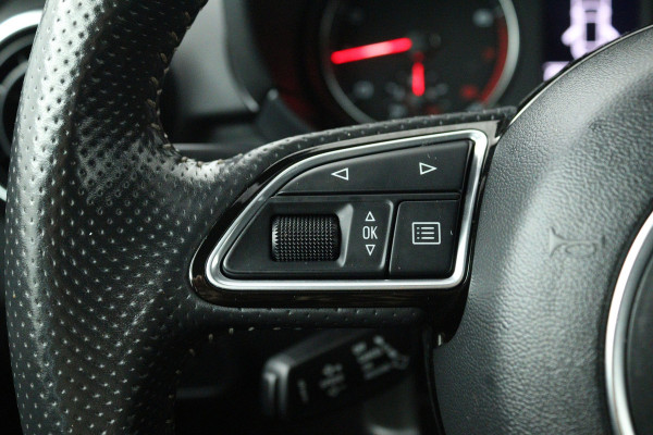 Audi A1 Sportback 1.0 TFSI Advance Sport (NAVIGATIE, CRUISE CONTROL, AUTOMAAT)