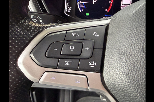 Volkswagen T-Cross 1.5 TSI 150 ACT R-Line | Navi | Beats | Camera | Virtual cockpit | 18" | ACC | Dodehoek | 100% Onderhouden!